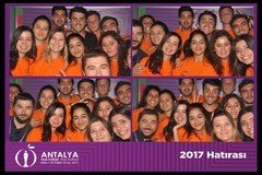 Photobooth Retro ile bir otobüs insan çekebiliyoruz:) Toplu organizasyonlarda Photobooth Retro çok keyifli