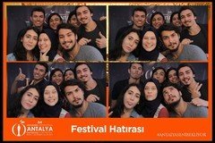 Photobooth Retro fotoğraf çekim eğlencesi. Yaratıcılık size kalmış.
