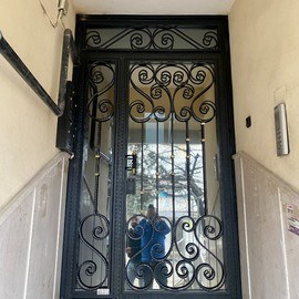 kod 114 apartman ve bina giriş kapıları