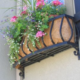 kod 10 ferforje çiçeklik ve saksı