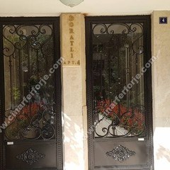 kod 61 apartman ve bina giriş kapıları