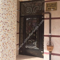 kod 69 apartman ve bina giriş kapıları