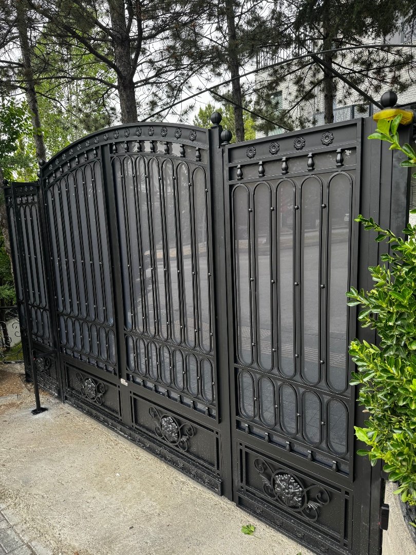 kod 84 bahçe giriş kapıları