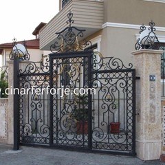 kod 33 bahçe giriş kapıları