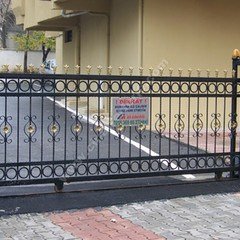 kod 05 raylı kapılar