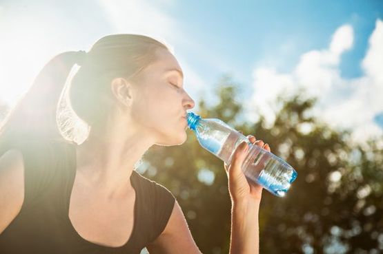 Yeterli Su İçmediğinizde Karşılaşabileceğiniz Sağlık Sorunları