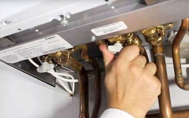 kombi-su-basinci-neden-duser