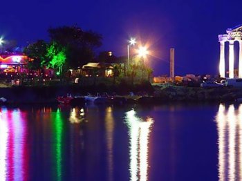 Side Sightseeing by Night