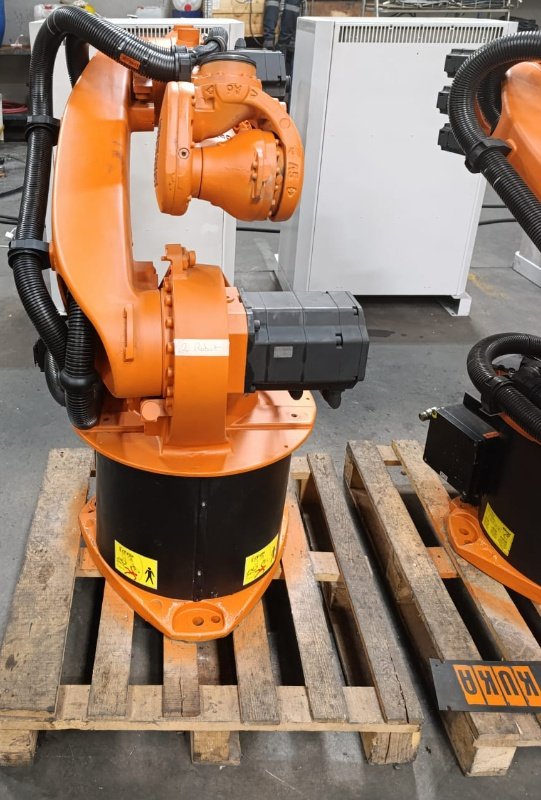 KUKA KR 16 ED05