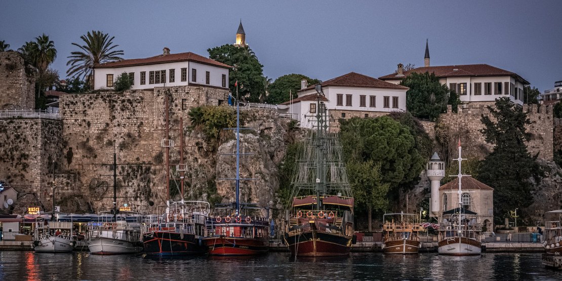 Antalya Besichtigung bei Nacht