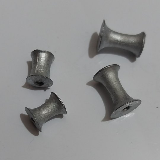 597 ZAMAK IRGAT FENERLİK 7.5 MM 2 ADET