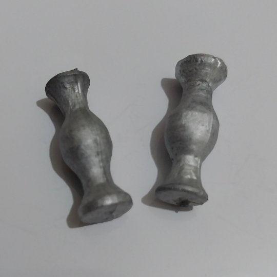 555 ZAMAK MODEL AYAĞI 35 MM 2 ADET