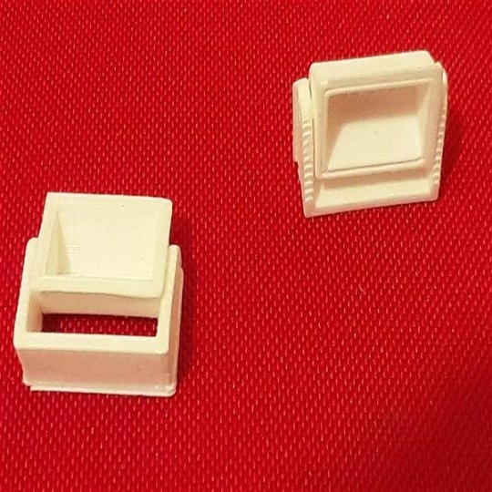 3885 DİKDÖRTKEN PROJEKTÖR AYAKLI 20 MM
