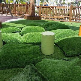 GRASS KIDS PLAYGROUND