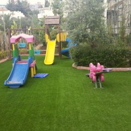 GRASS KIDS PLAYGROUND