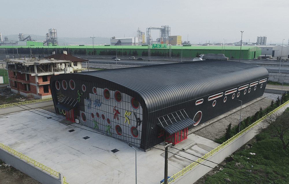 Kocaeli-Kartepe-İmam-Hatip-Lisesi-Spor-Salonu