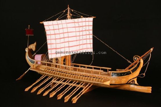 CAESAR (Roman Bireme)