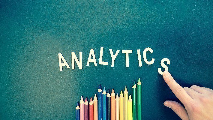 google analytics web sitesi trafiklerini görmenizi sağlar