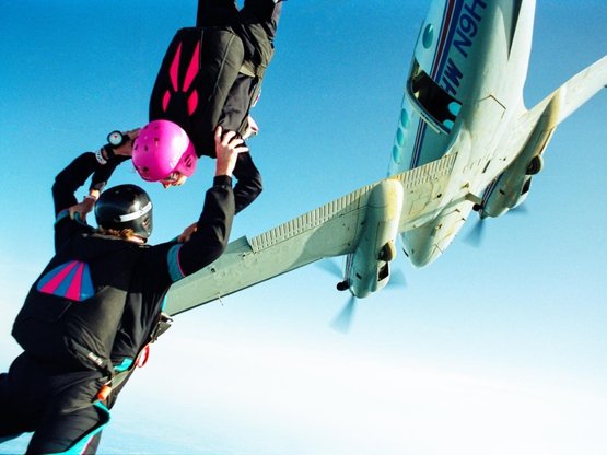 Skydiving | Parachuting | About Skydiving