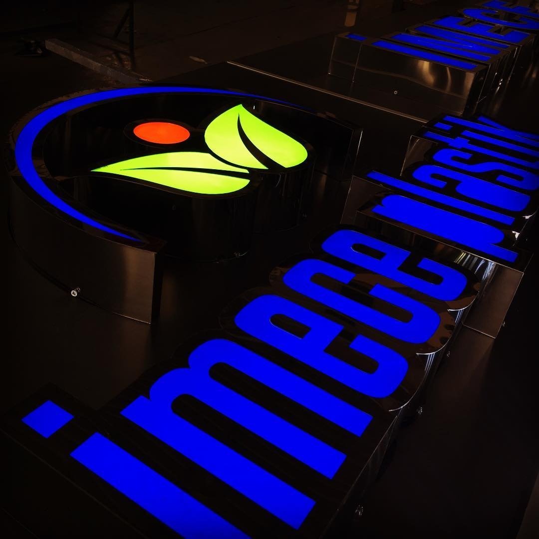 1707706518599318542451455350970630189613056n