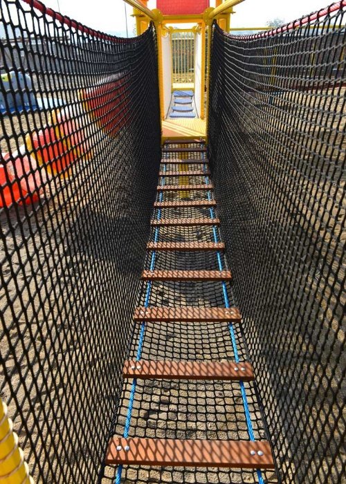 İnegöl Belediyesi Çocuk Macera Alanı 4