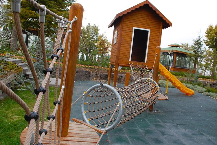 Kayseri Büyük Şehir Belediyesi Agac Evli Alcak İp Parkuru 1