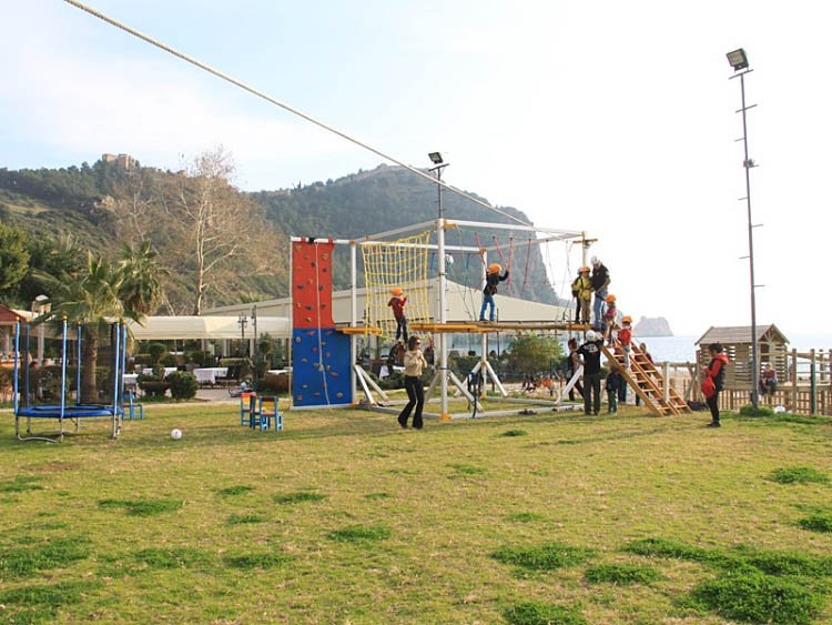 Mobil Çocuk Macera Parkları 4