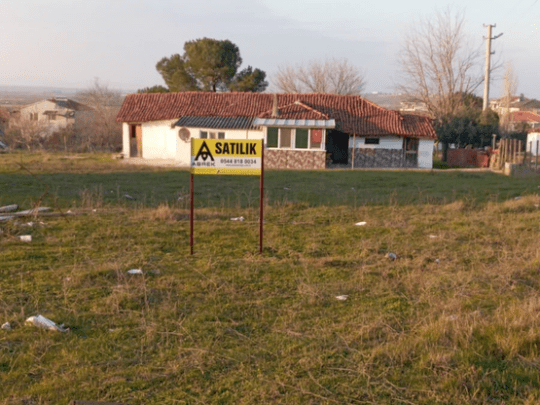 İdriskoru Köyünde Yola Cephe İmarlı Arsa