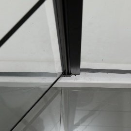 Siyah D231 Menteşeli 1