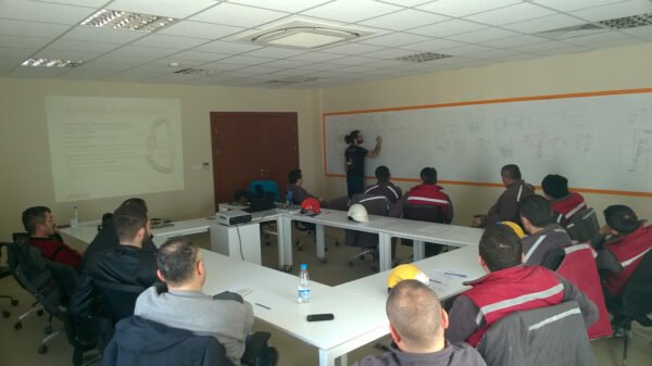 İŞ GÜVENLİĞİ EĞİTİMLERİ