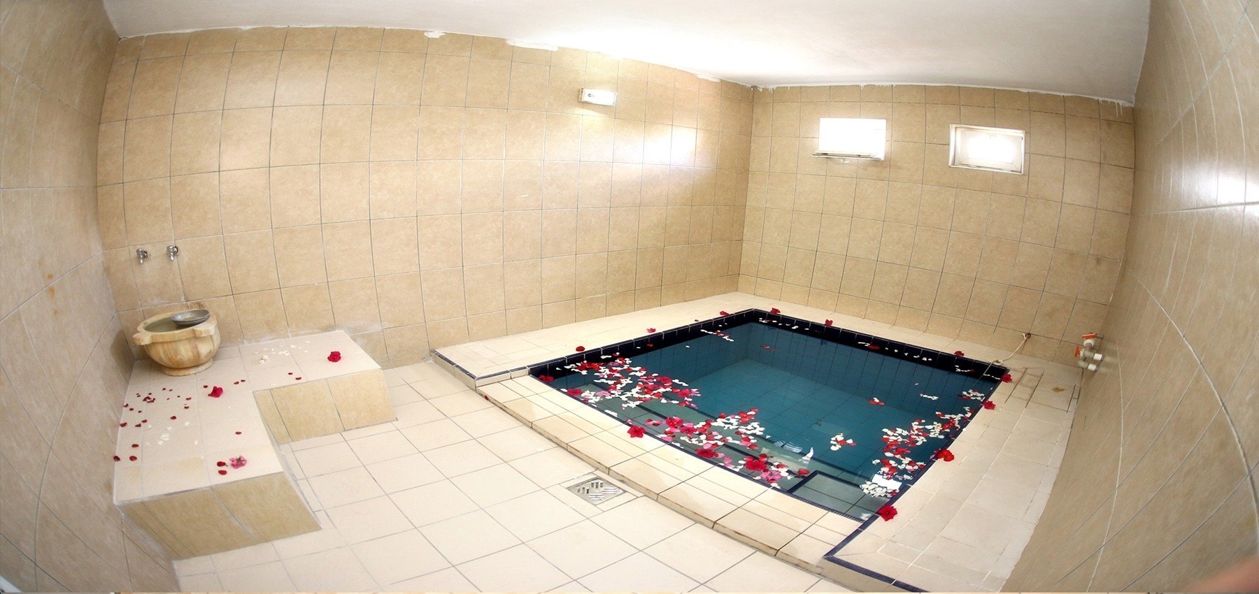 Gazlıgöl Afyon’da Odada Termal Havuz Sunan Oteller