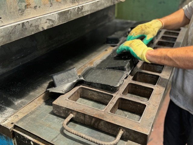 Kare-Dolu-Takoz-İmalati