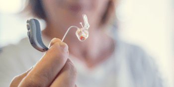 "Kulak Kalıbı Bakımı: Temizlik ve Doğru Saklama Yöntemleri"