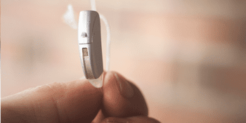 İşitme Cihazlarında FM Sistemi Nedir?