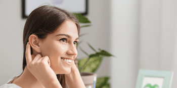 İşitme Cihazı Kullanmak Kulağı Tembelleştirir mi?