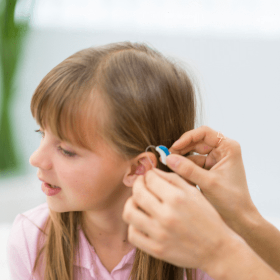 Cocuklarda-Isitme-Bozuklugu-Belirtileri-Kare