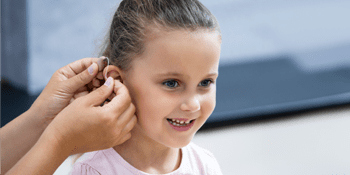 "Çocuklarda İşitme Sağlığını Korumak: Erken Teşhis ve Önemi"
