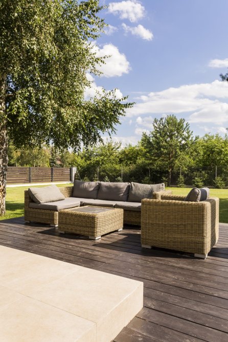 enjoying-the-pleasures-of-suburban-summer-2023-11-27-0