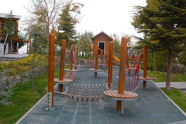 Kayseri Büyük Şehir Belediyesi Agac Evli Alcak İp Parkuru 11