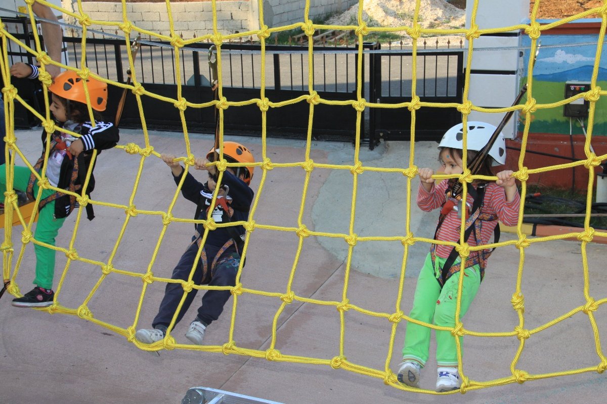 Mobile Adventure Cube