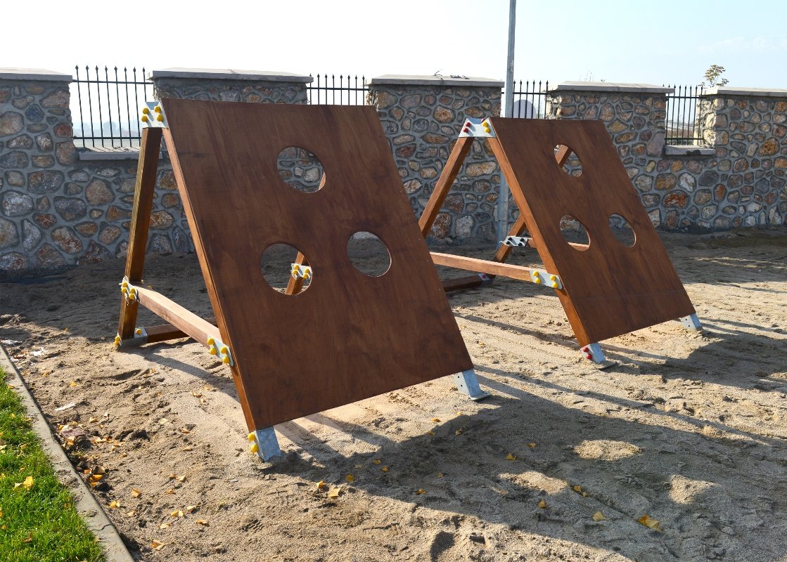 Mobile Survivor Trails