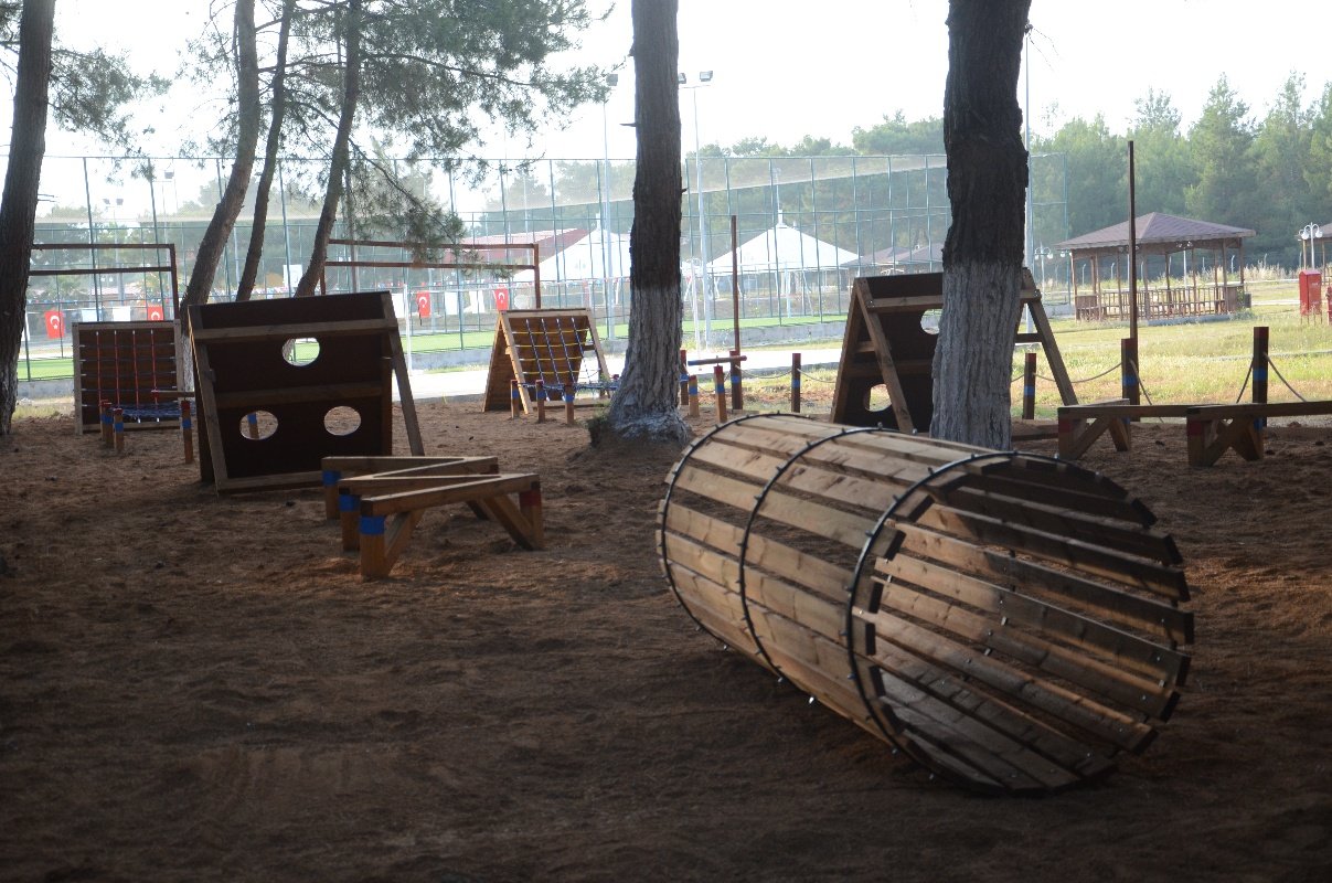 Mobile Survivor Trails