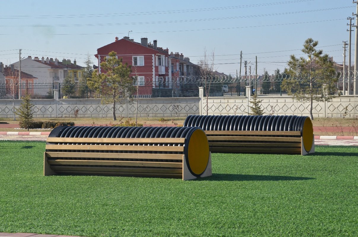 Mobile Survivor Trails