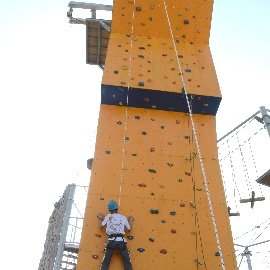 Plywood Tırmanma Duvarı