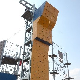 Plywood Tırmanma Duvarı