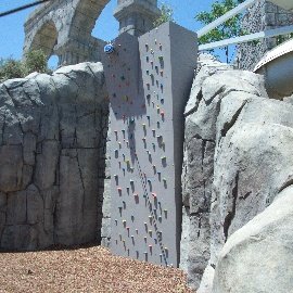 Plywood Tırmanma Duvarı