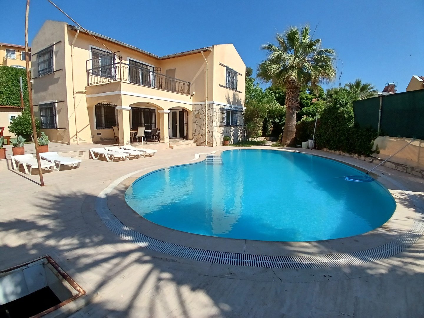 Villa Vys - Kuşadası Özel Havuzlu 4+1 Villa