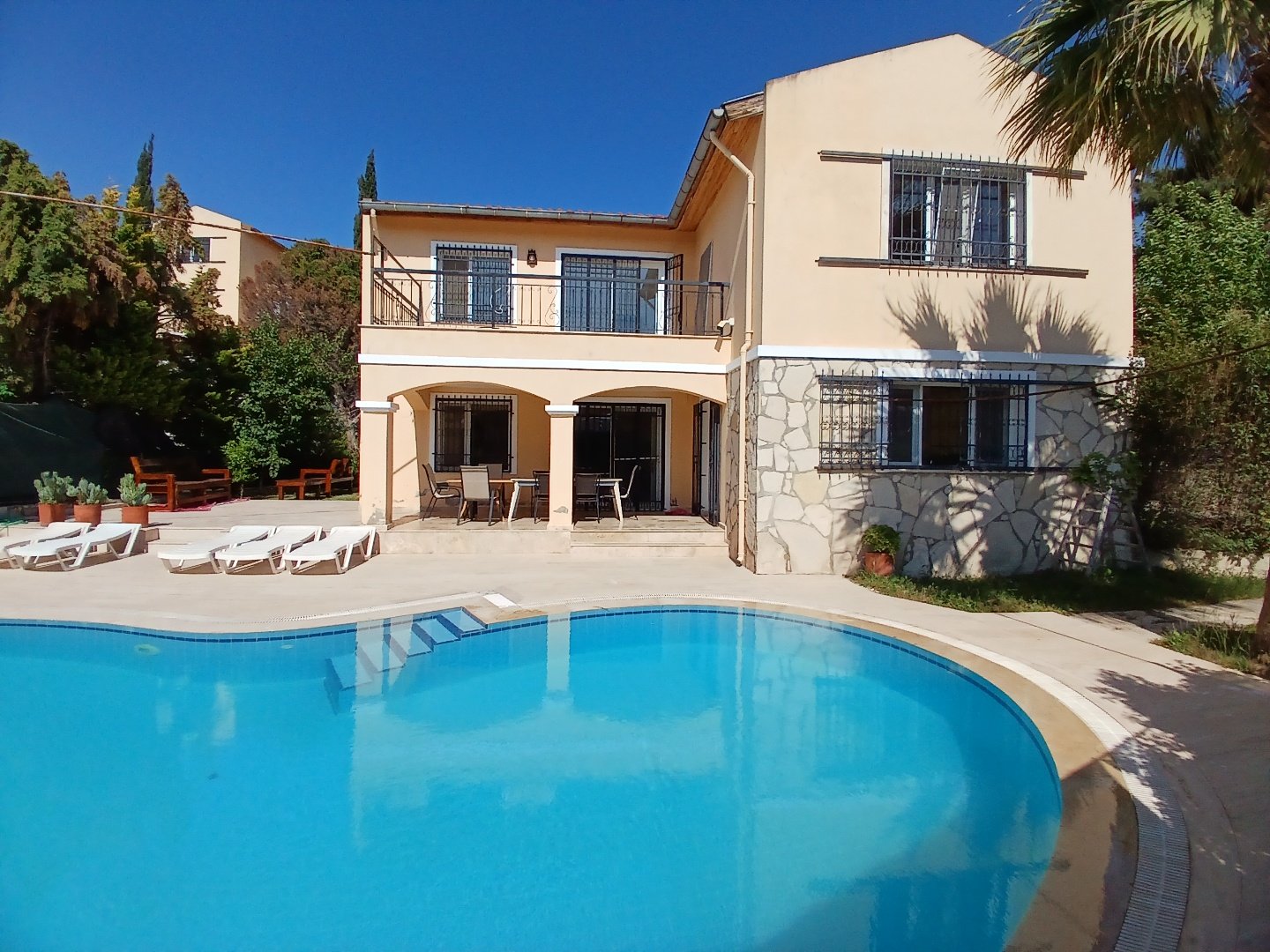 Villa Vys - Kuşadası Özel Havuzlu 4+1 Villa