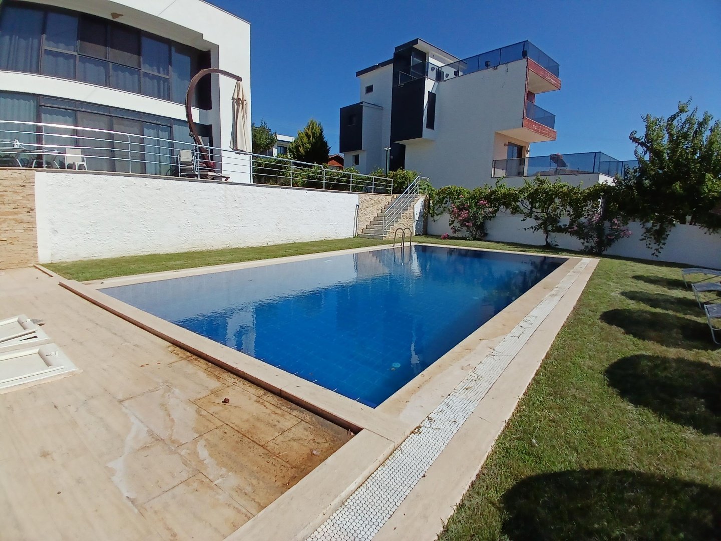 Kuşadası 4+1 Villa
