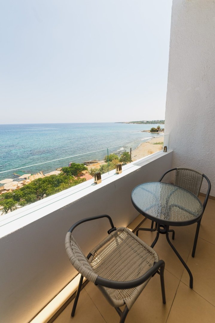Girne Aile Odası